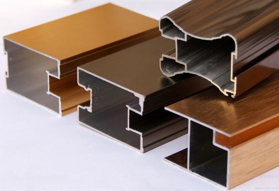 ملامح بثق الألومنيوم القياسية ISO 4mm نقل الخشب